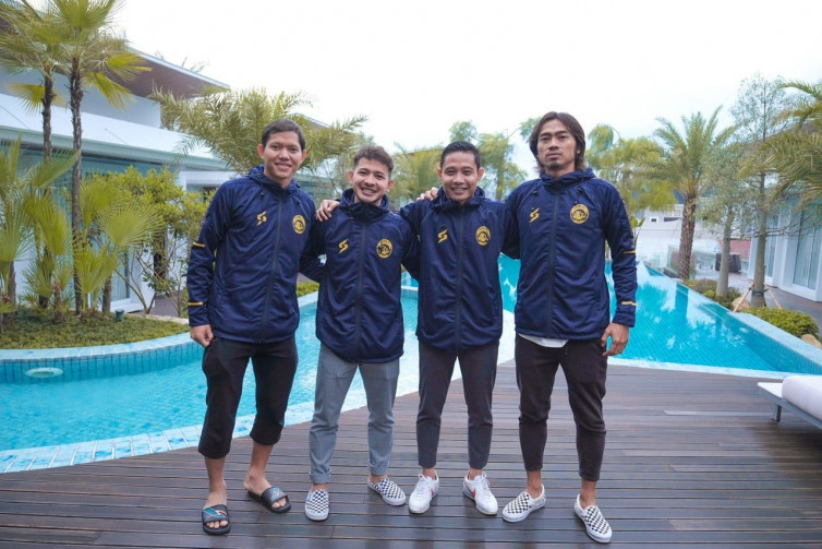 Arema FC Resmi Datangkan 4 Pemain Baru, Termasuk Evan Dimas