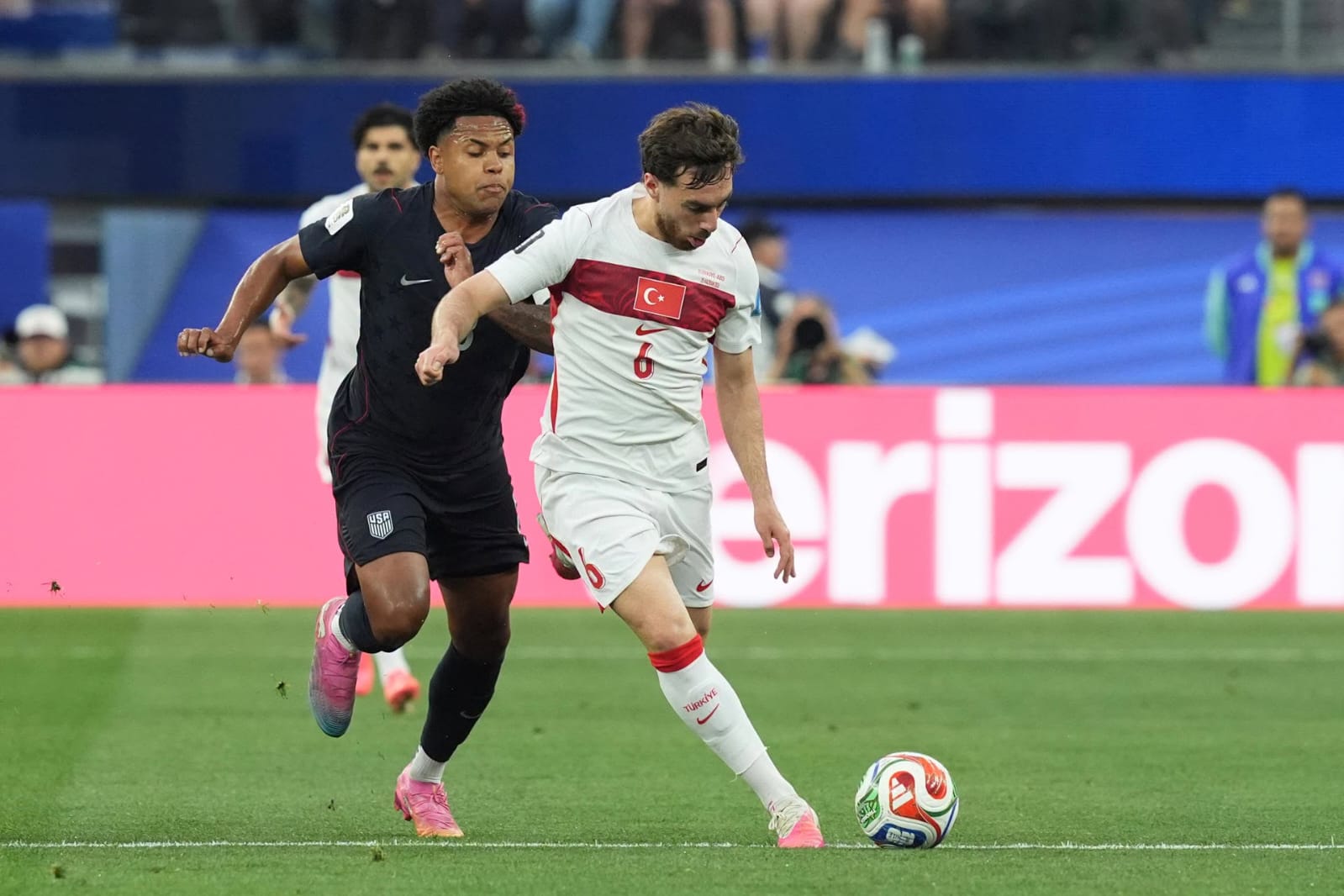 Gol Menit 90+8 Bawa Turkiye Menang Dramatis Atas AS 3-2, Tapi Tetap Harus Angkat Koper