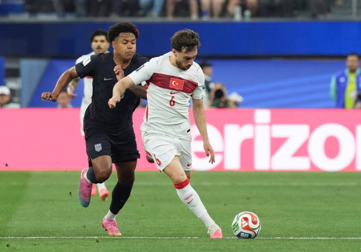 Gol Menit 90+8 Bawa Turkiye Menang Dramatis Atas AS 3-2, Tapi Tetap Harus Angkat Koper