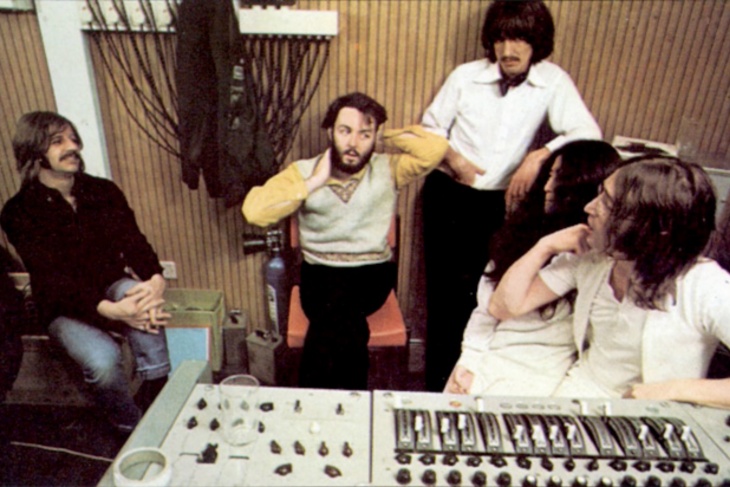 Ringo, Paul, George, Yoko, dan Lennon. (Foto Apple Corps Ltd)  