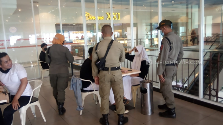 Keluyuran Usai PTM, Ratusan Siswa di Solo Terjaring Razia Satpol PP