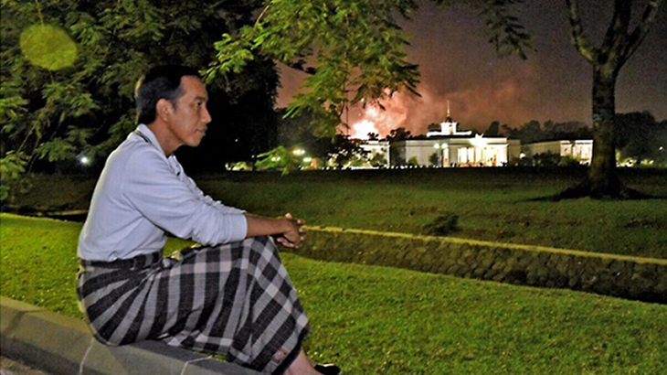 5 Gaya Berpakaian Jokowi Paling Viral di Media Sosial