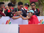 Bawa Pulang 5 Medali, Tim Triathlon Tiba di Tanah Air Disambut Bak Pahlawan