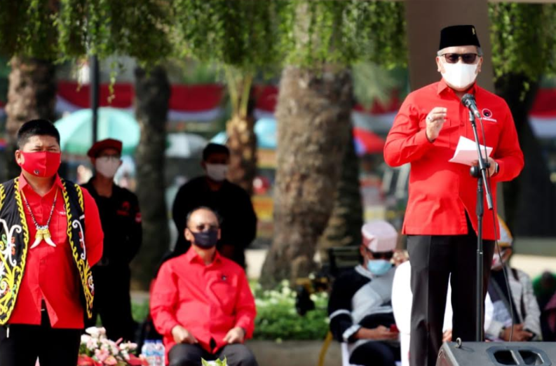 Wujudkan Beragam Kebudayaan, 75 Peserta Upacara HUT RI PDIP Pakai Pakaian Adat
