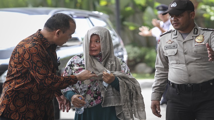 Seorang PNS juga ikut diamankan