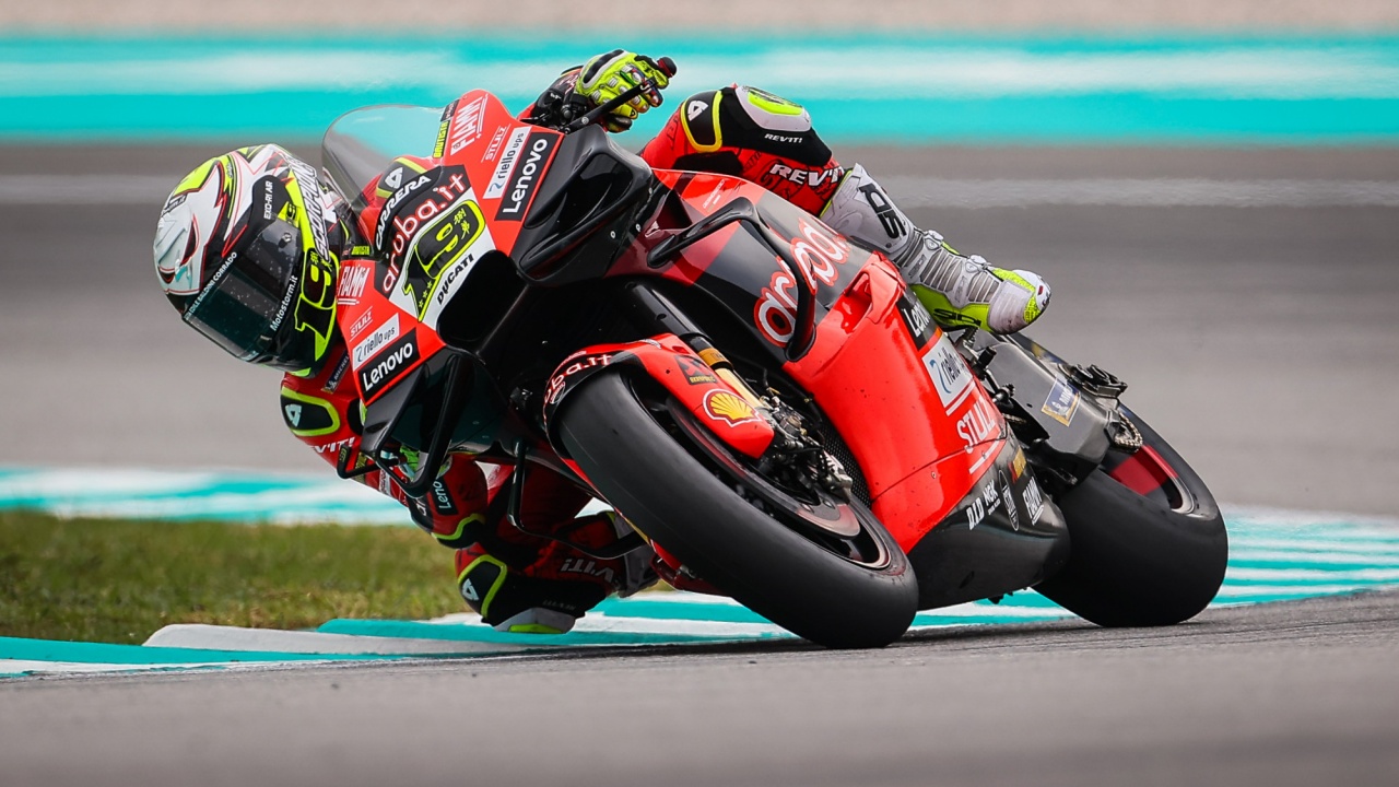 Alvaro Bautista Isyaratkan Ingin Bertahan di WSBK 2025