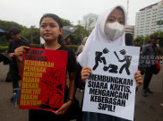 Aksi Kamisan ke-887 di Jakarta Tolak Pengesahan RKUHAP