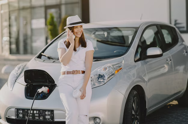 Apa Itu PHEV? Salah Satu Jenis Kendaraan Ramah Lingkungan