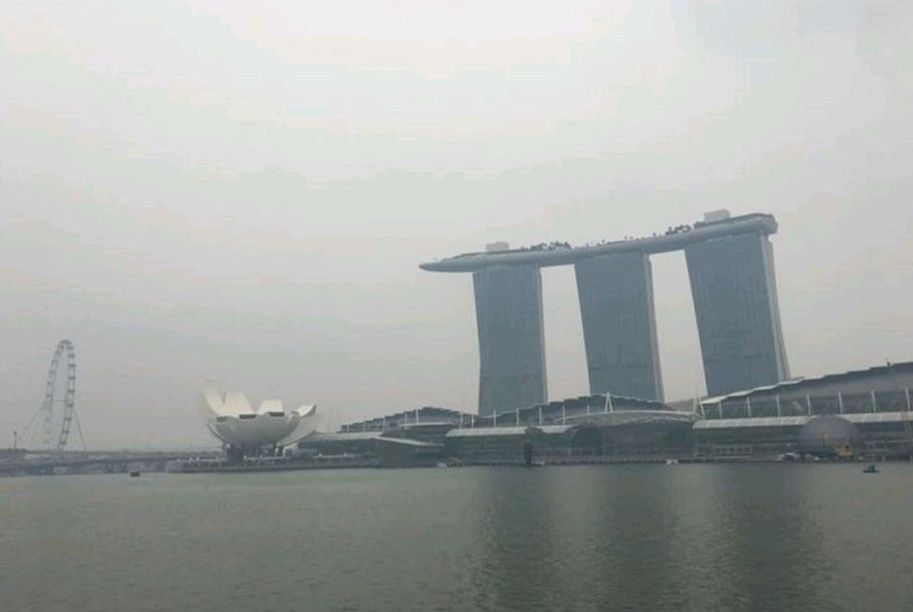 Kabut Asap Menganggu Singapura (Istimewa)