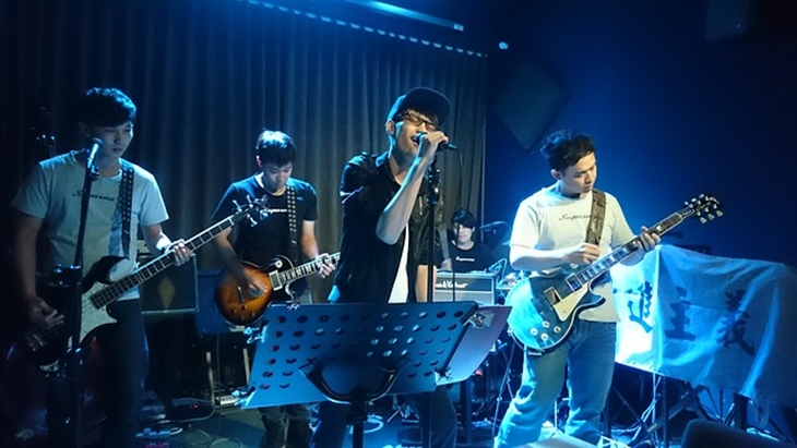 Pemprov DKI Diminta Tindak Kafe Abai Terapkan Protokol Kesehatan saat Live Music