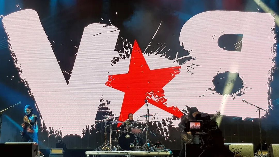 Voice of Baceprot Memukau di Glastonbury Festival 2024