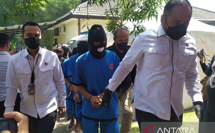 Polisi Gagalkan Pengiriman Sabu-Sabu 1,196 Ton di Perairan Pangandaran