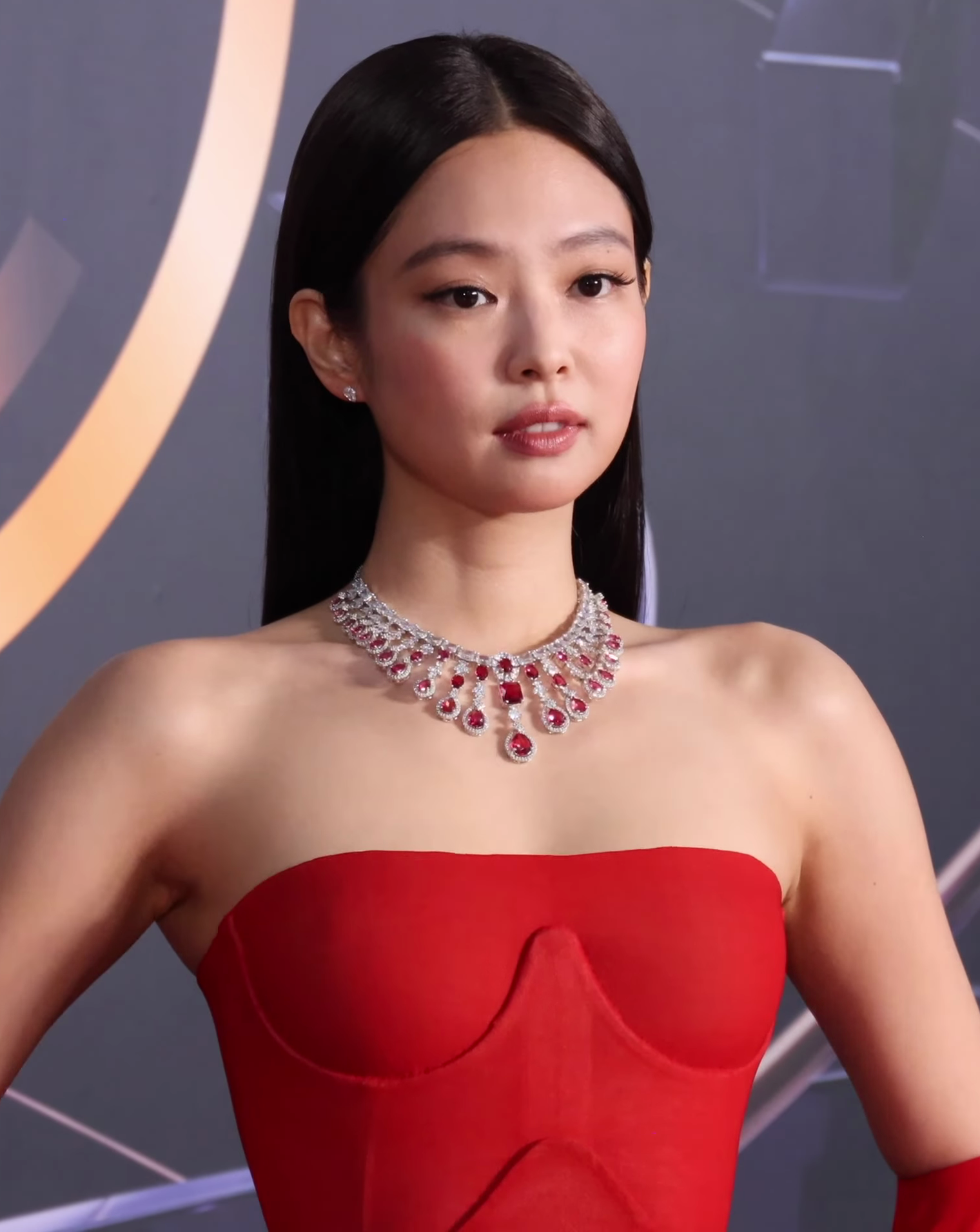 'Fallen Angel' Jennie, Kisah tentang Sisi Rapuh di Balik Sosok yang Kuat