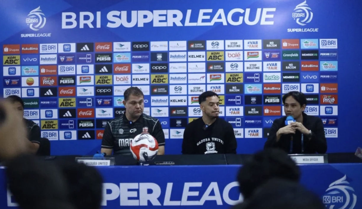 7 Laga Tanpa Kemenangan, Madura United dalam Tekanan Besar Hadapi Persib