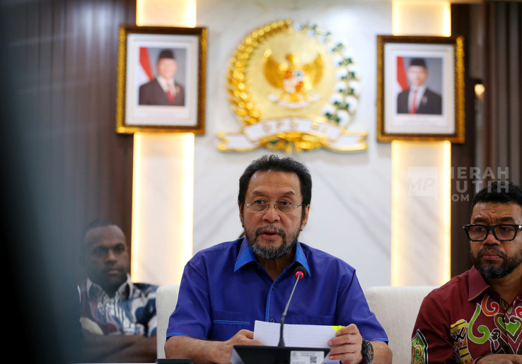 Wakil Ketua DPD Yorrys Raweyai Desak Pemerintah Segera Tuntaskan Konflik Papua
