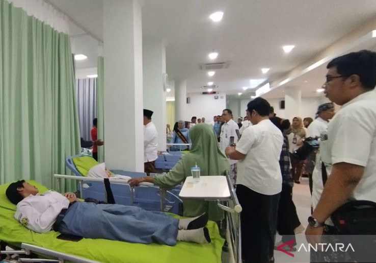 DPR Desak Penyidik PNS Kemenkes dan BPOM Aktif Usut Keracunan MBG