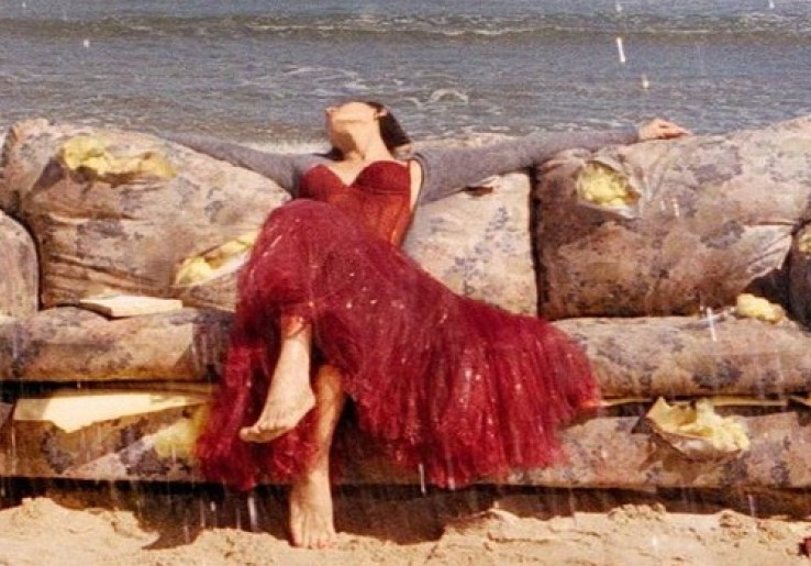 Lirik Lagu 'Good Goodbye', Single Solo Terbaru Hwasa MAMAMOO