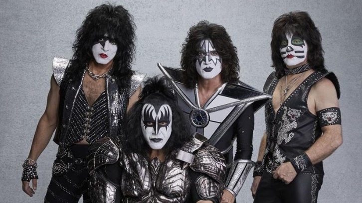Tutup Tur Perpisahan, Kiss Pilih Tempat Terdingin di Bumi