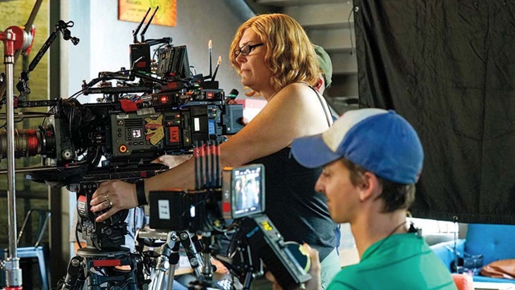 Lilly Wachowski Tak Ikutan Garap 'The Matrix 4'