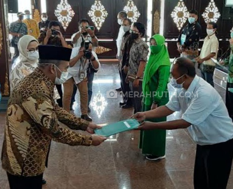 Demo Tolak UU Cipta Kerja Ricuh, Muhadjir: Tak Puas Silahkan Ajukan Judicial Review