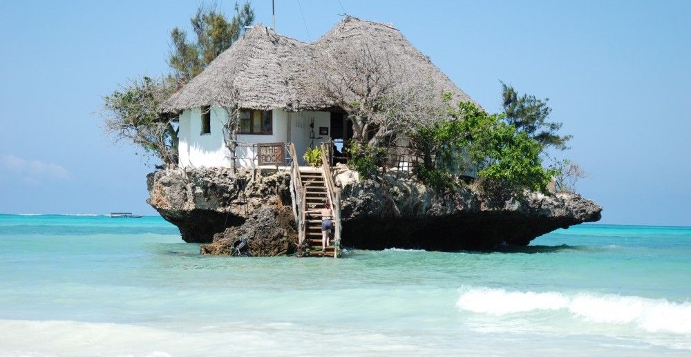 7 Restoran dengan Pemandangan Air Terindah, Nomor 5 Ada di Bali