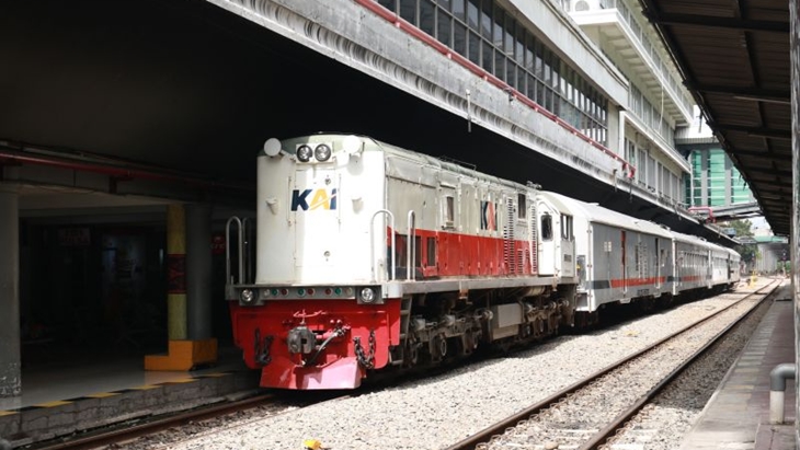 Kereta Eksekutif dan Luxury New Generation, Kemanjaan dari KAI