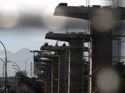 Konstruksi Ambruk, Sandiaga Jamin Proyek LRT Tidak Terhambat 
