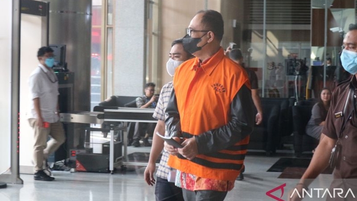 Rafael Alun Didakwa Bersama Istri Terima Gratifikasi Rp 16,6 Miliar