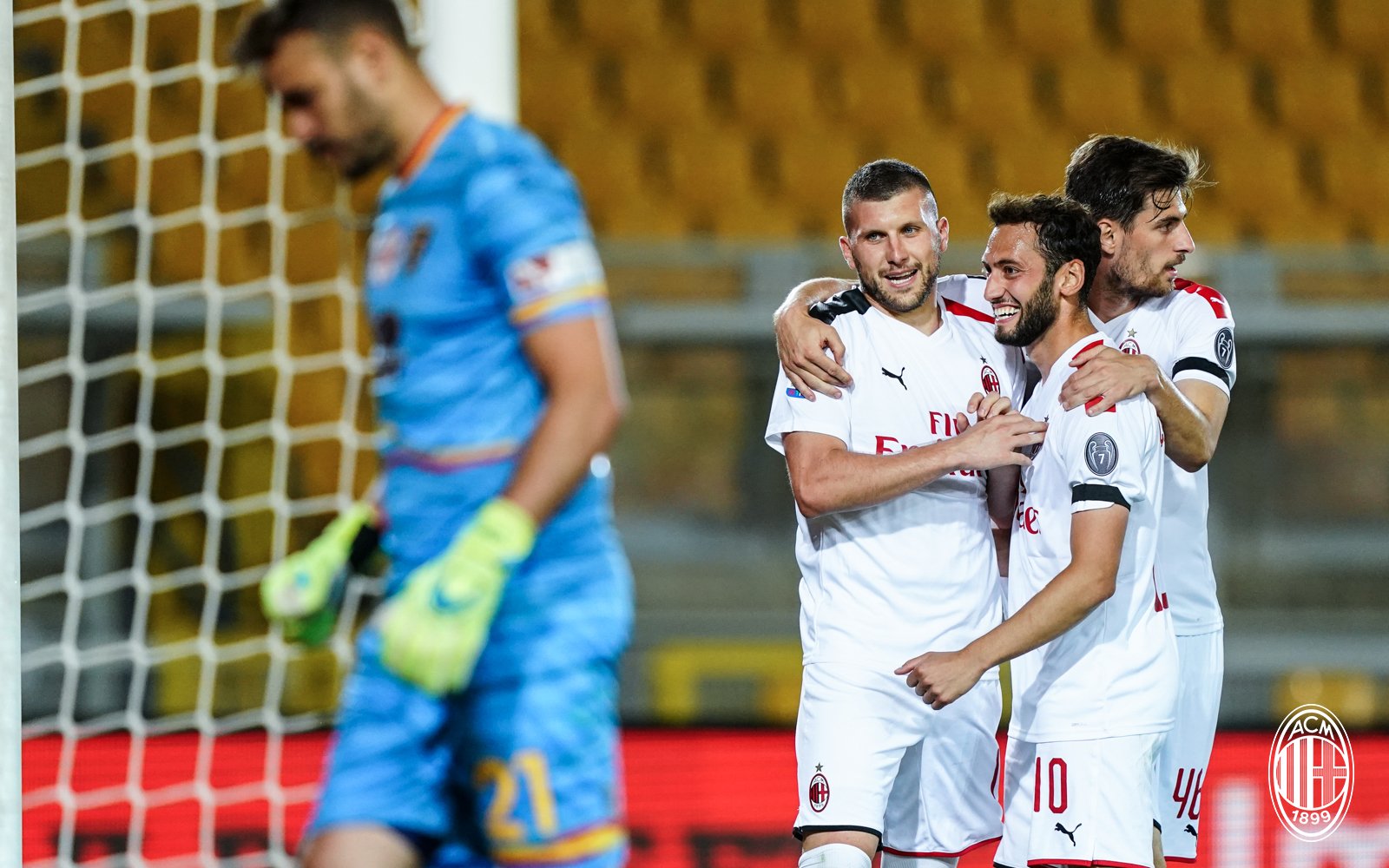 Hasil Pertandingan Liga-liga Eropa: Manchester City dan AC Milan Pesta Gol