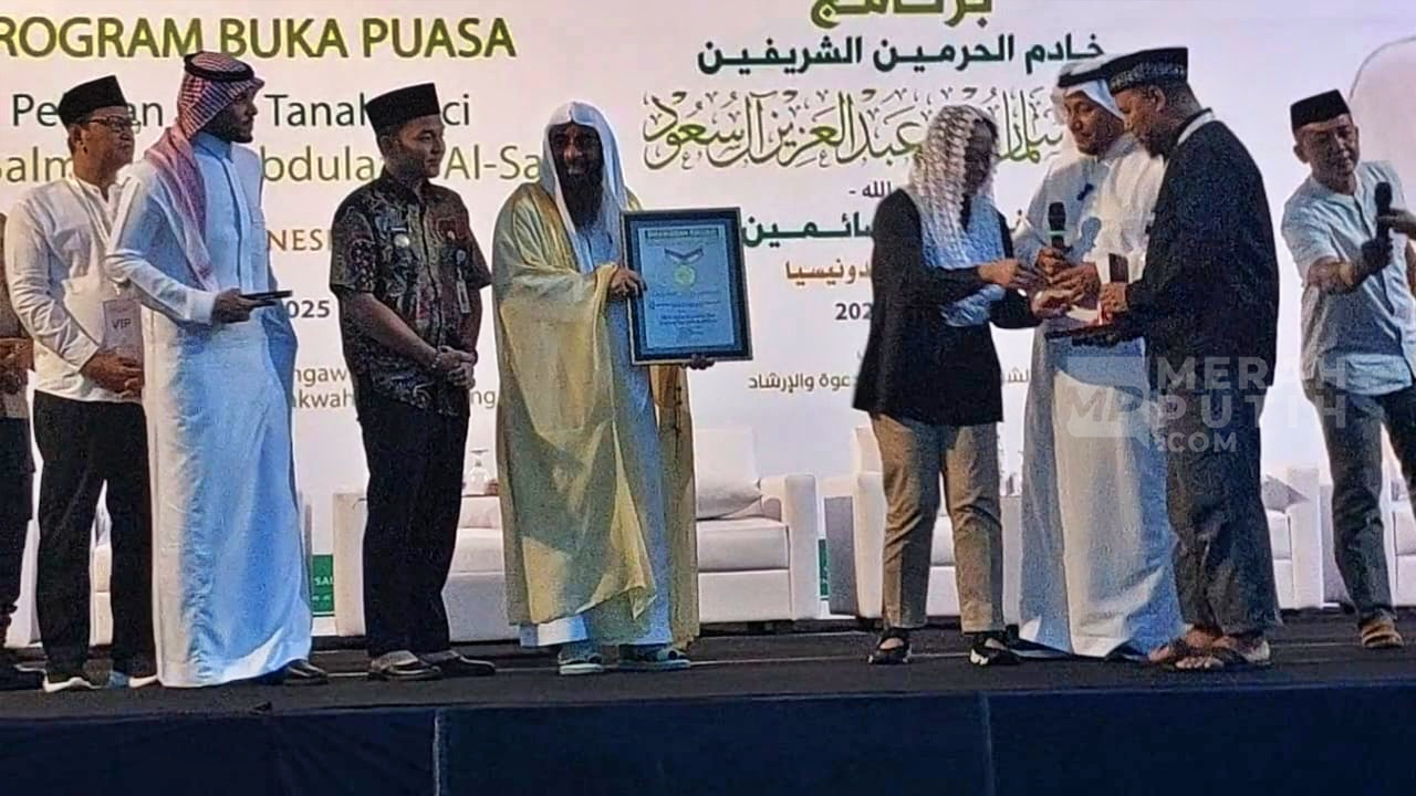 Arab Saudi Pecahkan Rekor Muri Buka Puasa Sepanjang 2,8 km di Stadion Manahan Solo