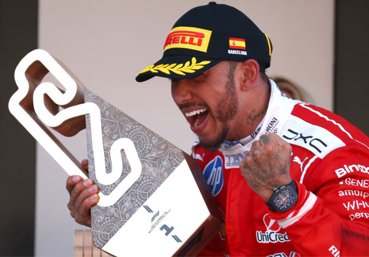 Lewis Hamilton Juara F1 GP Catalunya 2026, Raih Kemenangan Perdana Bersama Ferrari!