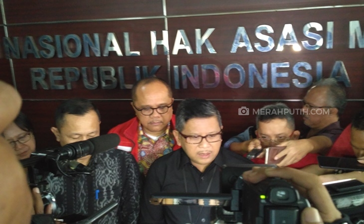 Hasto Kristiyanto di Kantor Komnas HAM