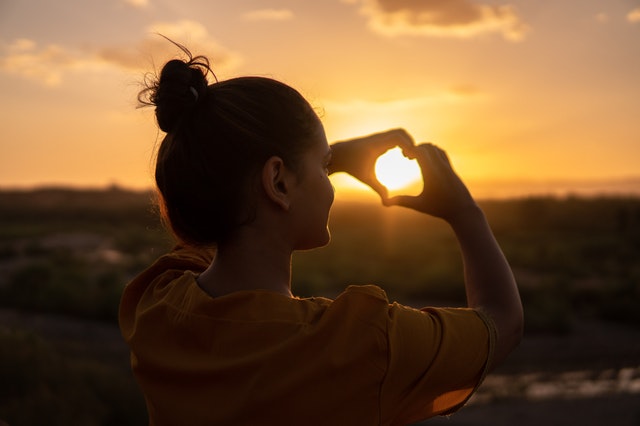 8 Jenis Cinta Menurut Kepercayaan Yunani, Termasuk yang Mana Kamu dan Pasangan?
