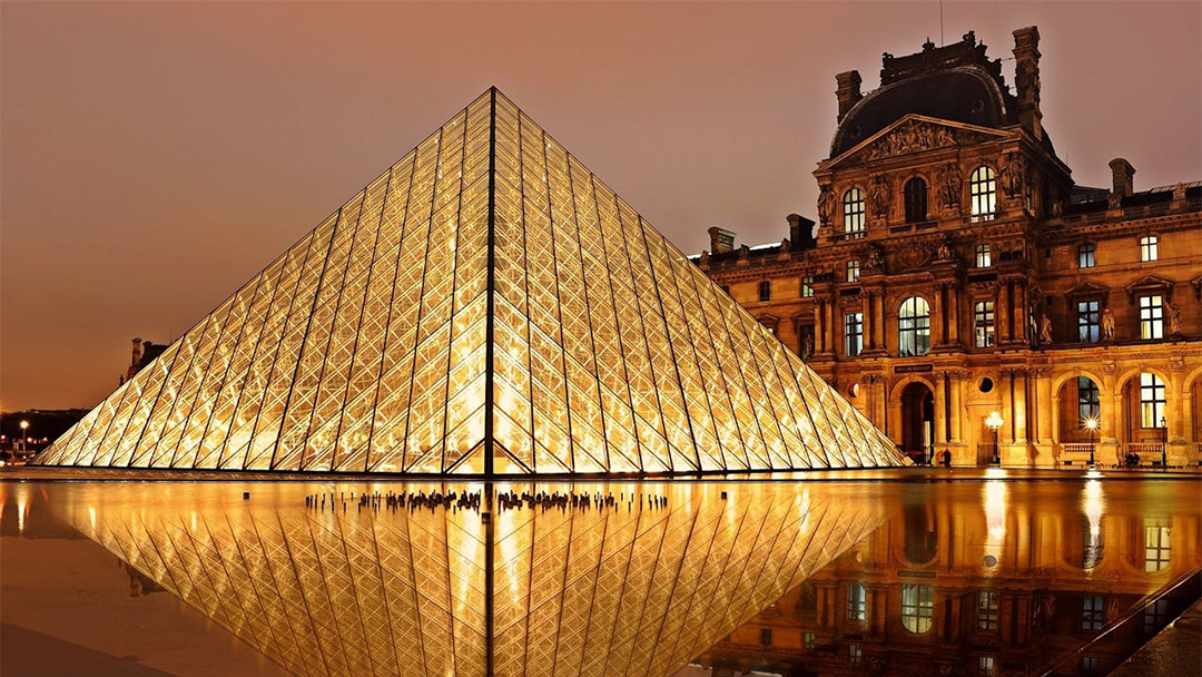 Museum Louvre Tutup, Staf Kelelahan di Tengah Badai Overtourism Global