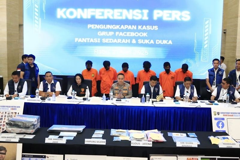 Polisi Bakal Cek 32.000 Anggota Grup Fantasi Sedarah