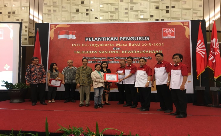 Perhimpunan INTI Santuni 12 Mahasiswa Korban Gempa Sulteng yang Kuliah di Yogyakarta