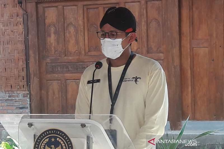 Menteri Pariwisata dan Ekonomi Kreatif (Menparekraf) Sandiaga Salahuddin Uno (ANTARA/Heru Suyitno)