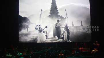 Pertunjukan Cine Concert Bertajuk Samsara Karya Garin Nugroho di Jakarta