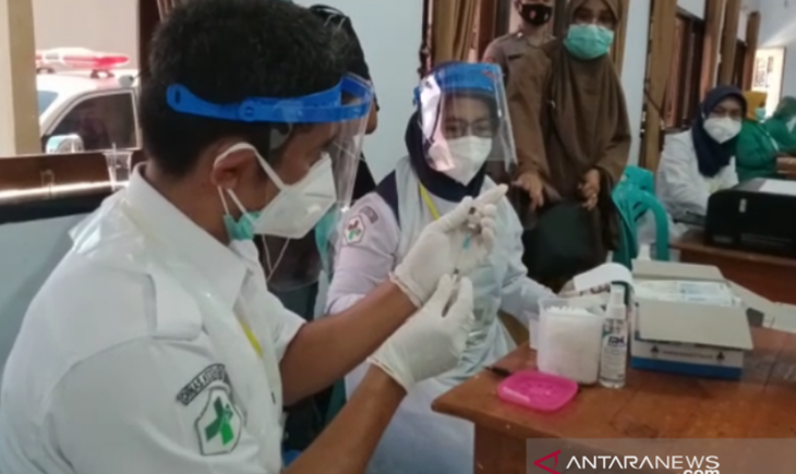 Sertifikat Vaksinasi untuk Pelaku Perjalanan Masih Sebatas Wacana