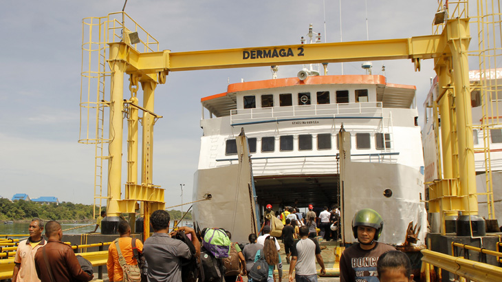 Ratusan Peziarah Semana Santa Tertahan di Pelabuhan Bolok