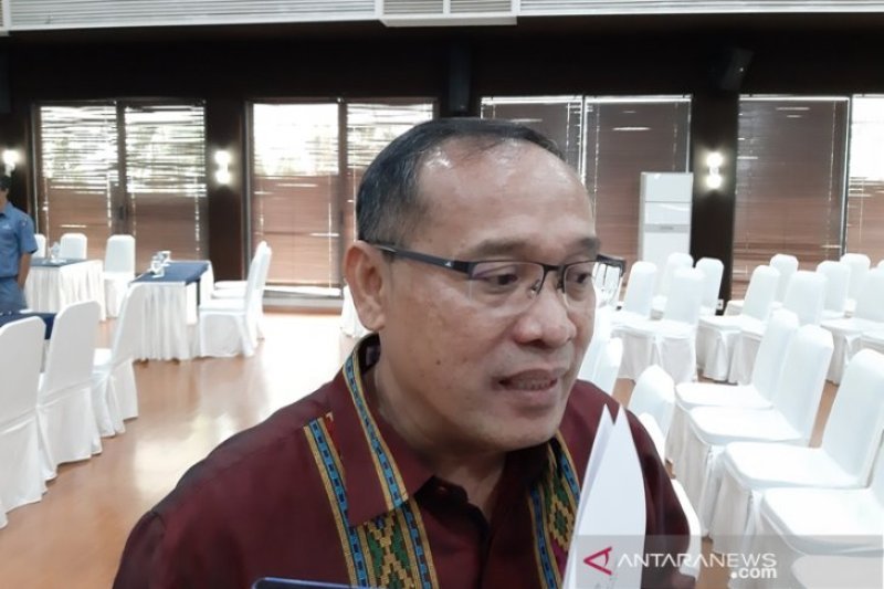Rektor Institut Bisnis dan Informatika Kwik Kian Gie Hisar Sirait di Jakarta, Senin (11/4/2019). (ANTARA/Aji Cakti)