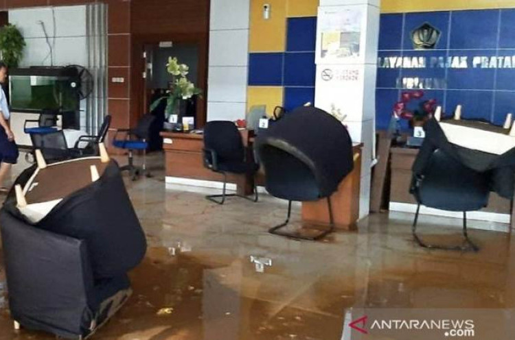 Gerindra Persilakan Warga Gugat Pemprov DKI akibat Banjir