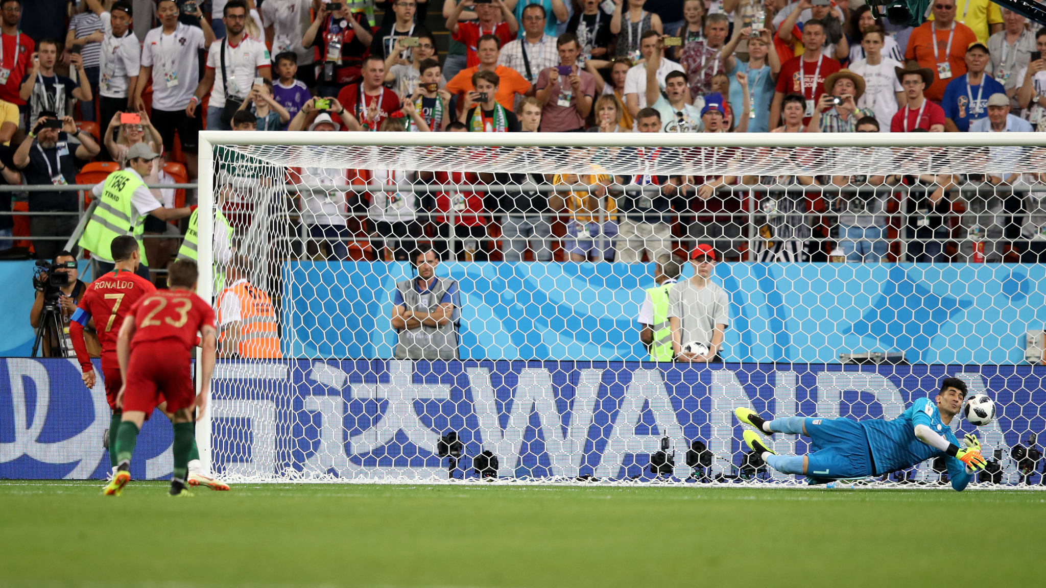 Pelajaran Hidup dari Tunawisma Penepis Penalti Ronaldo