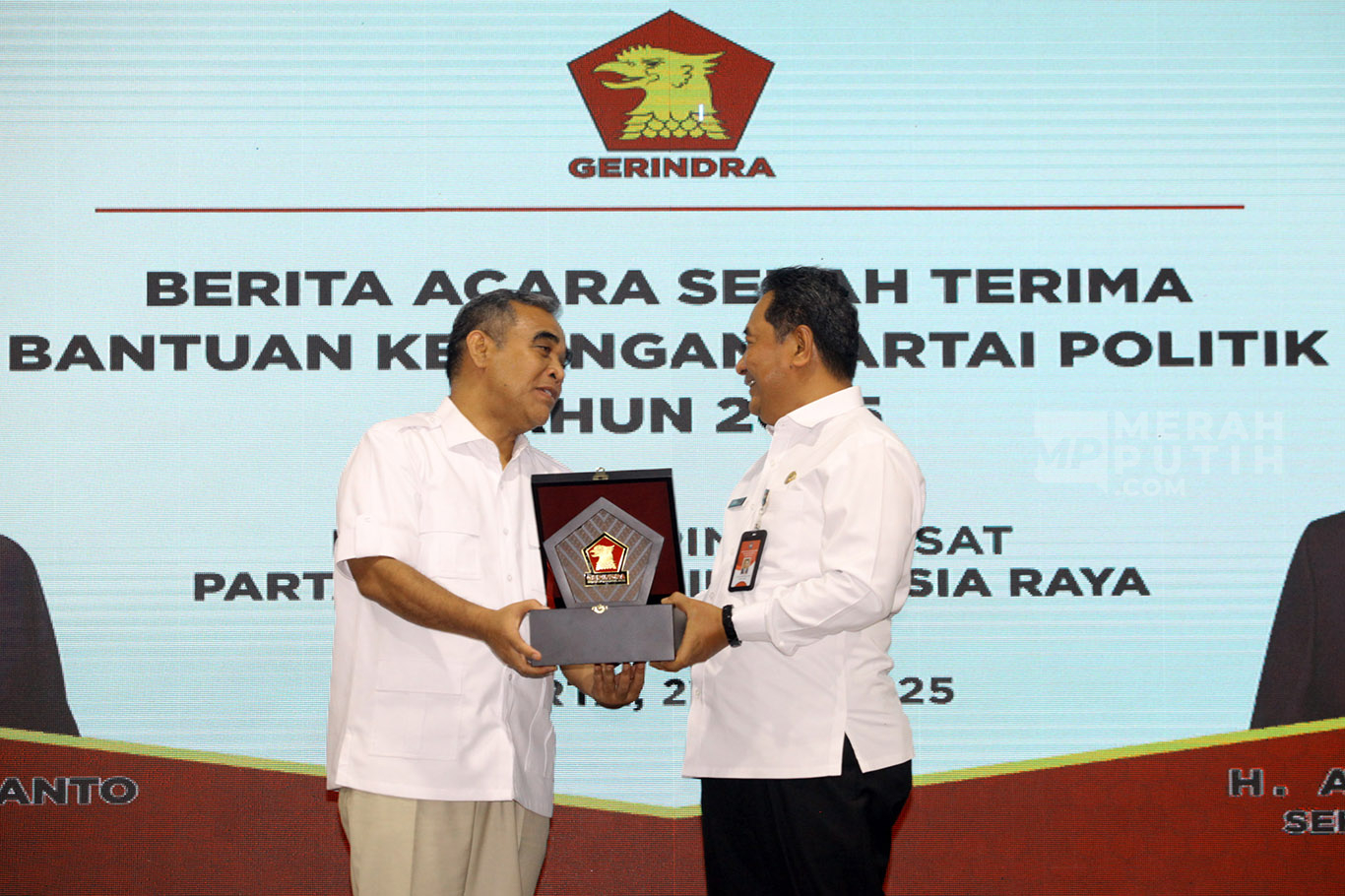 Serah Terima Dana Bantuan Kemendagri kepada Partai Gerindra Sebesar Rp20,071 miliar