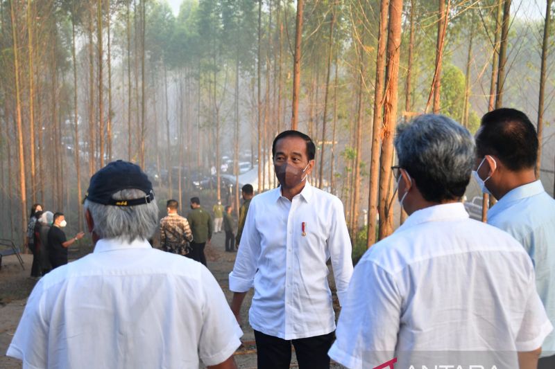 Pejabat yang Ingin Bertemu Jokowi di Istana Wajib Bawa Bukti Negatif COVID-19