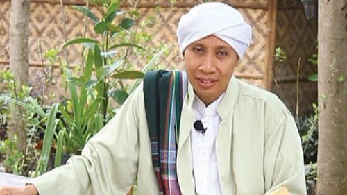 Simak Penjelasan Buya Yahya soal Larangan Nonmuslim Disebut Kafir