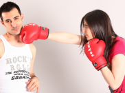 13 Tips Menaklukkan Hati Perempuan Galak