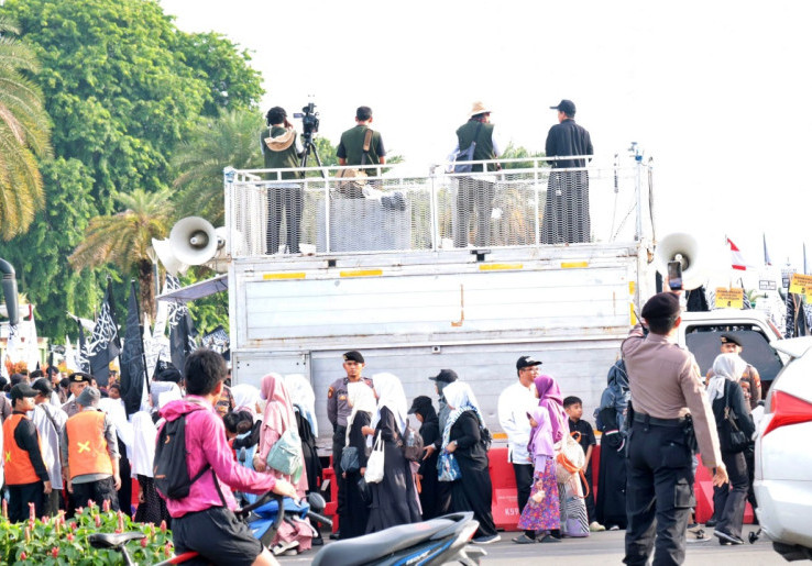 Ribuan Aparat Dikerahkan Amankan Aksi Bela Palestina di Kedubes AS