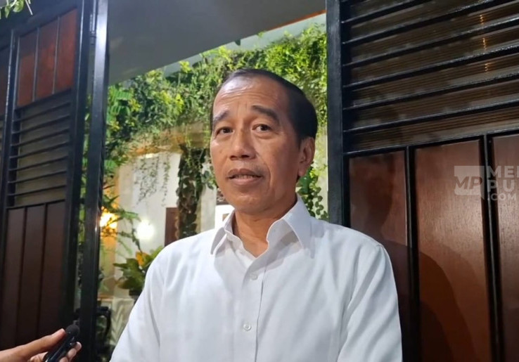 2 Jam Jokowi Bertemu Sri Sultan Bahas Geopolitik dan Ekonomi Global