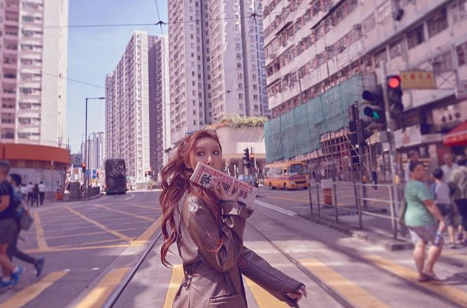 Hwasa MAMAMOO Solo